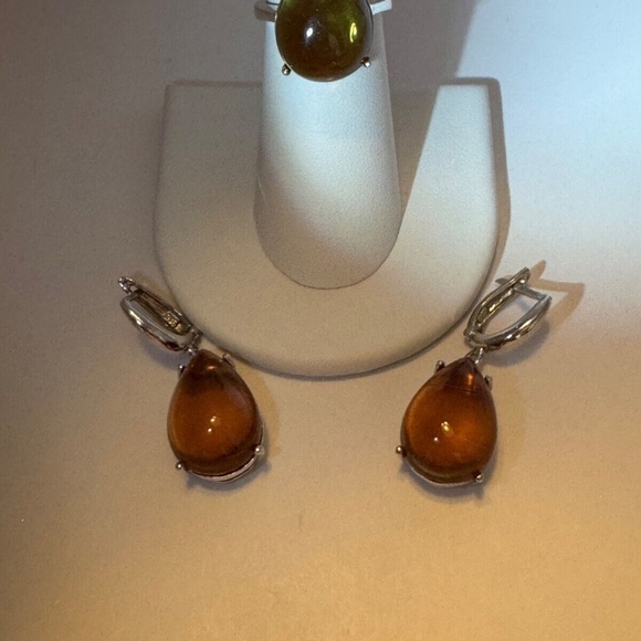 Color Change Created Zoisite Pear Cabochon Ring and Earring Set - Sterling 5.75 - Picture 6 of 10